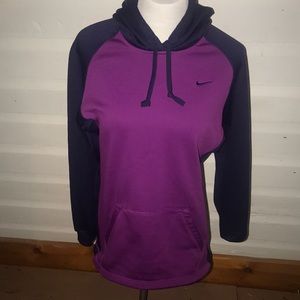 Nike therma- fit sweatshirt size medium